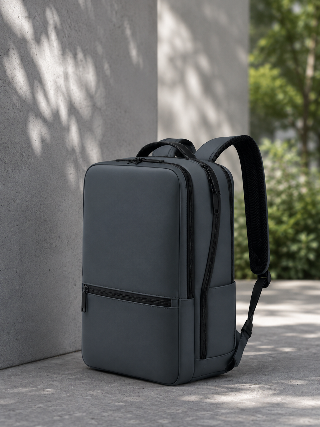 MODERNER BUSINESS-RUCKSACK